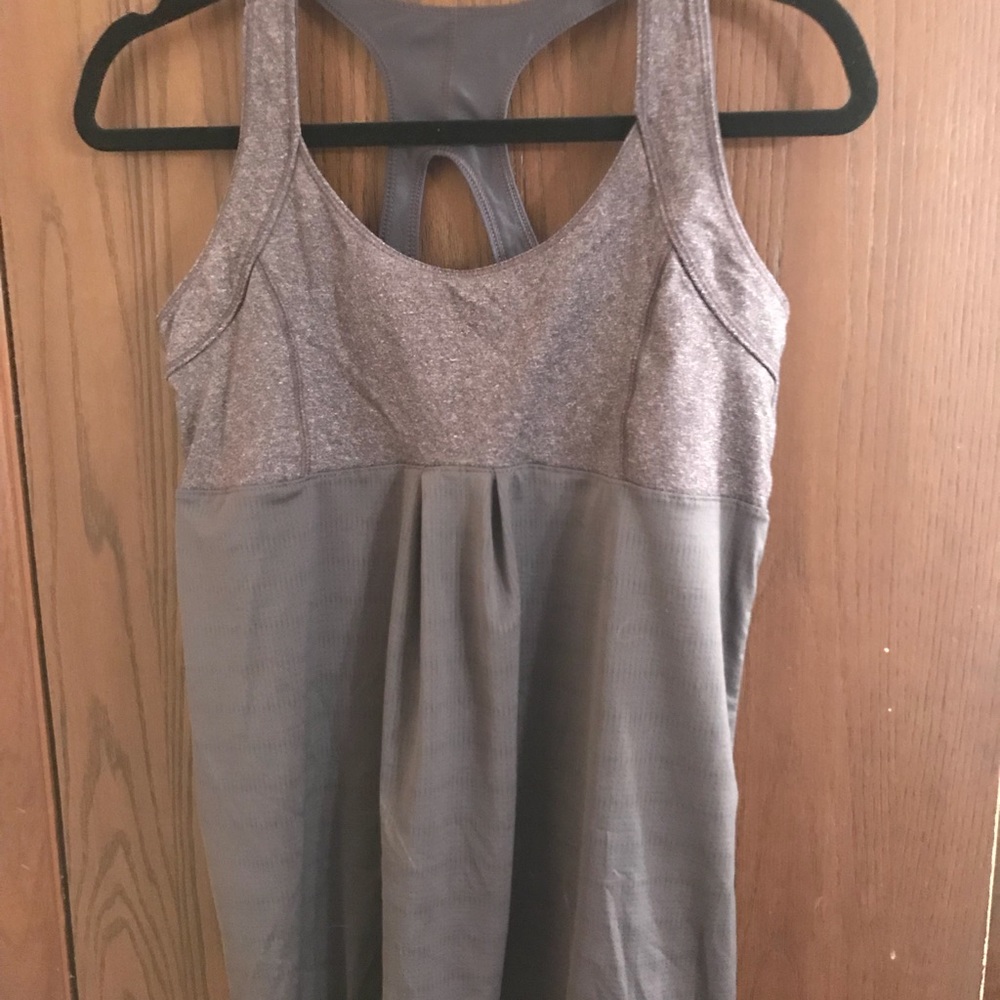 Old navy workout top with attached bra